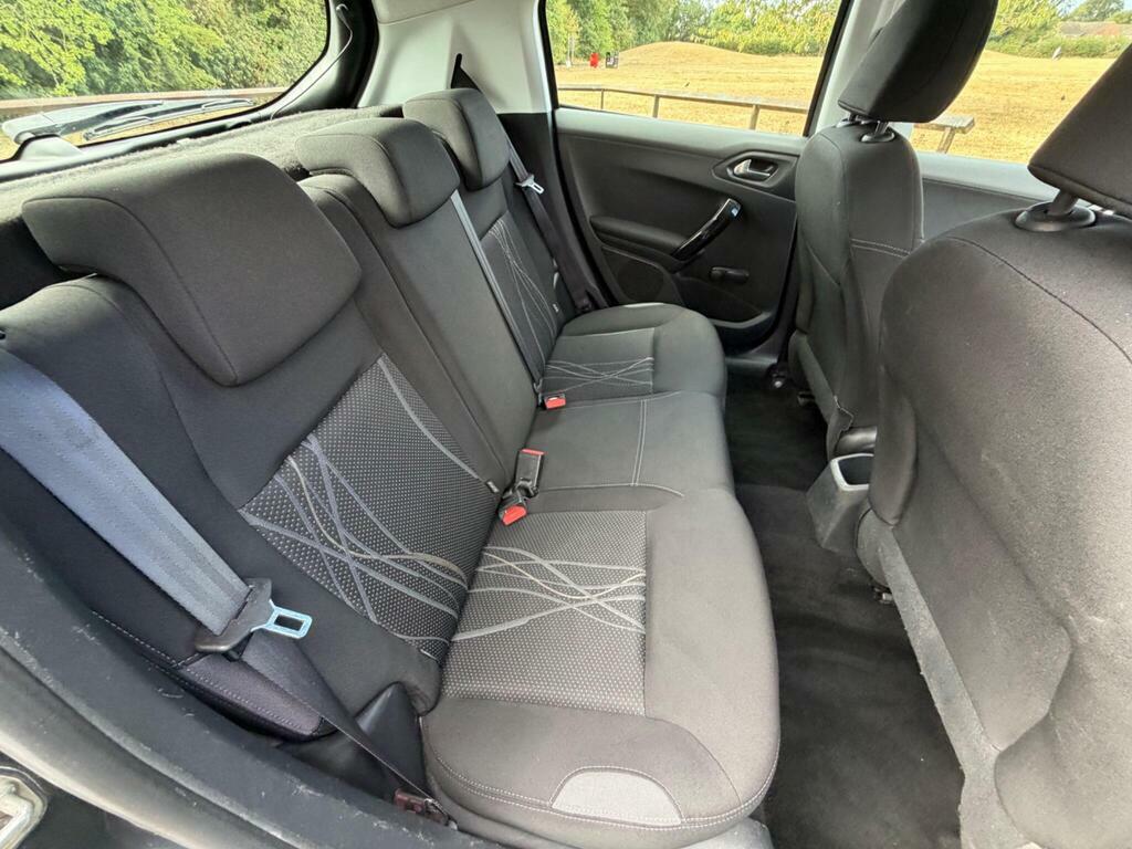 Peugeot 208 Blue #15