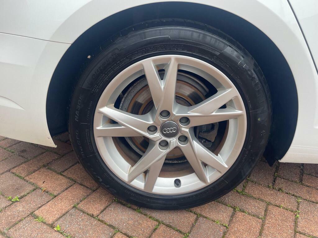 Audi A4 Avant Estate 2.0 Tdi Ultra Sport Euro 6 Ss 2016 Grey #16