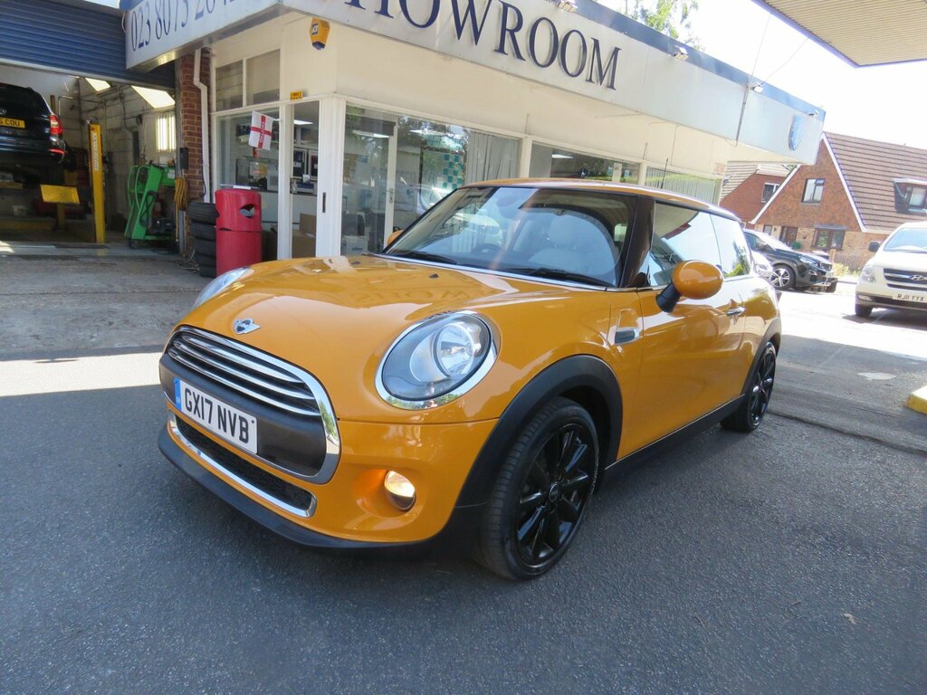 Mini Hatch 1.2 One Euro 6 Ss Orange