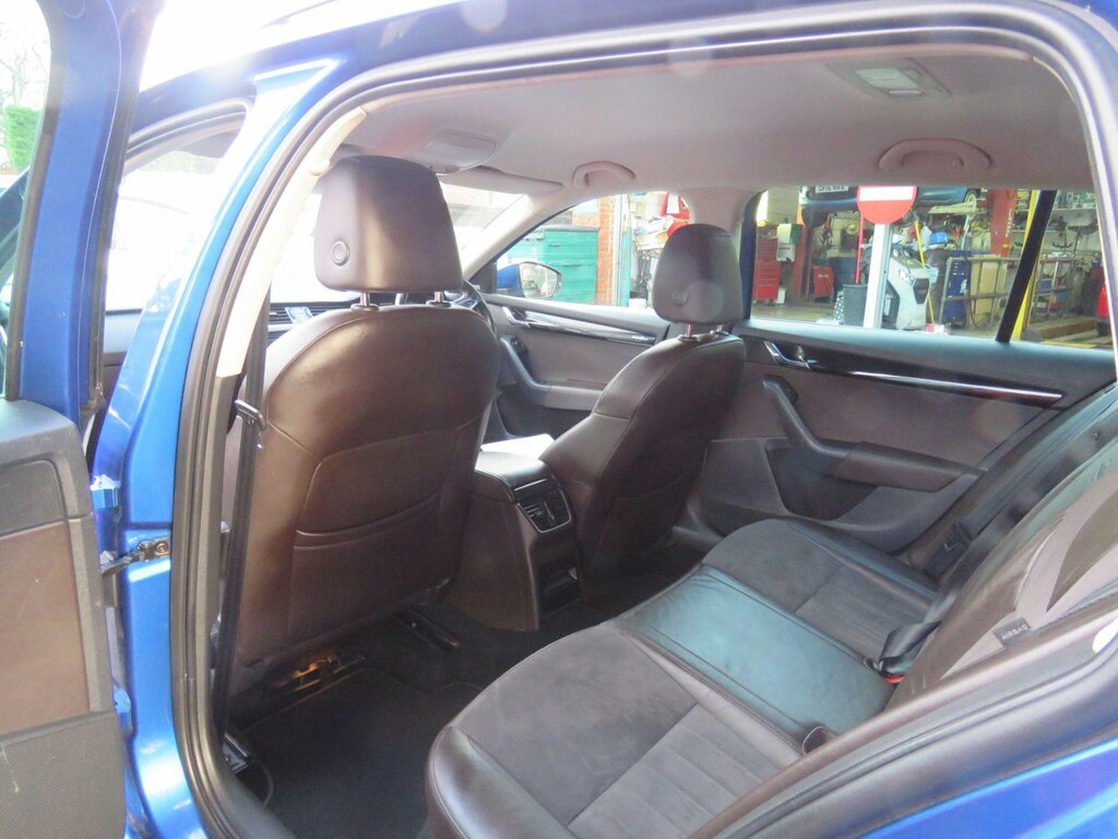 Skoda Octavia 1.4 Tsi Se Hatchback Euro 5 Ss Blue #12