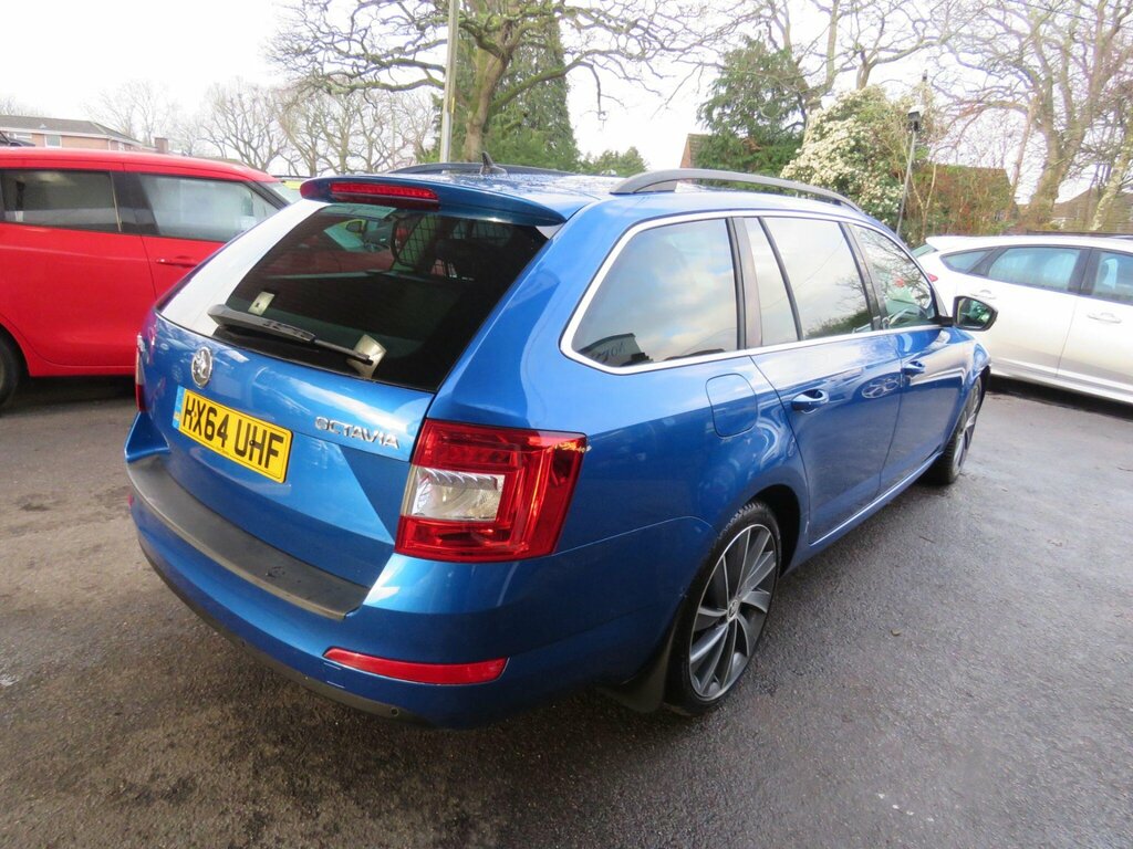 Skoda Octavia 1.8 Tsi Laurin Klement Euro 6 Ss Blue #4
