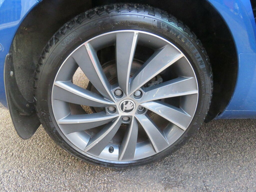 Skoda Octavia 1.4 Tsi Se Hatchback Euro 5 Ss Blue #25