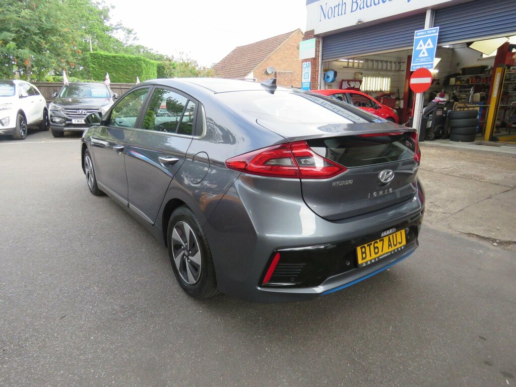 Hyundai Ioniq 1.6 H-gdi Premium Dct Euro 6 Ss Grey #4