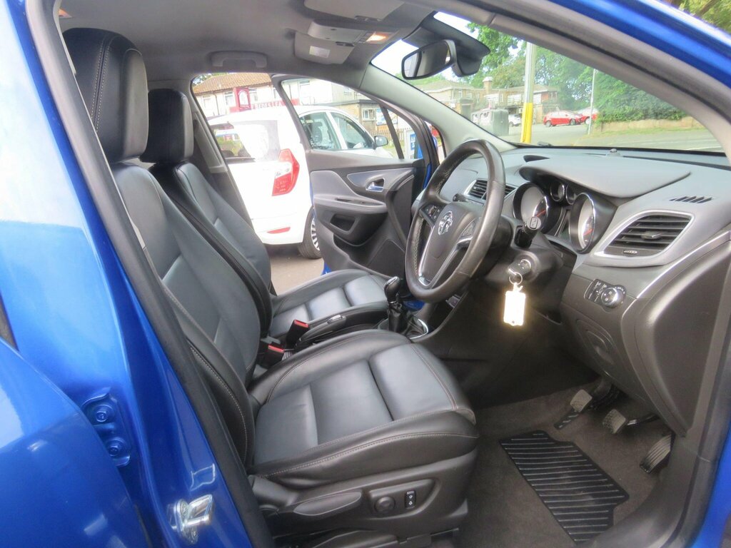 Vauxhall Mokka 1.4T Exclusiv Hatchback White #20