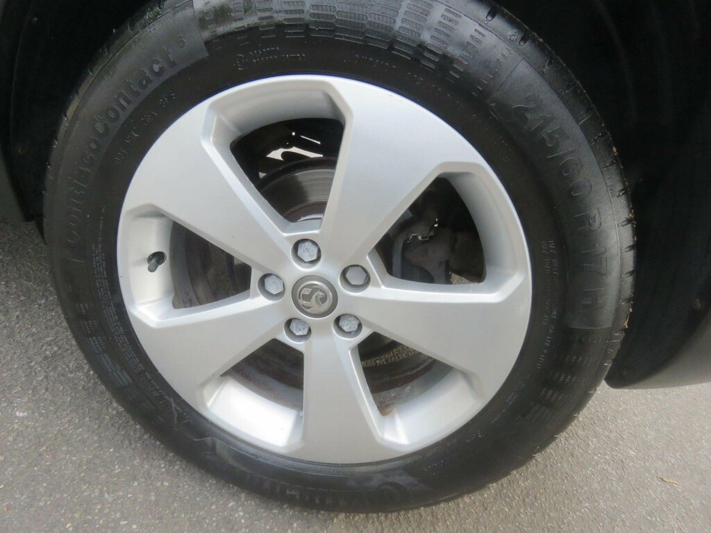 Vauxhall Mokka 1.4T Exclusiv Hatchback White #46