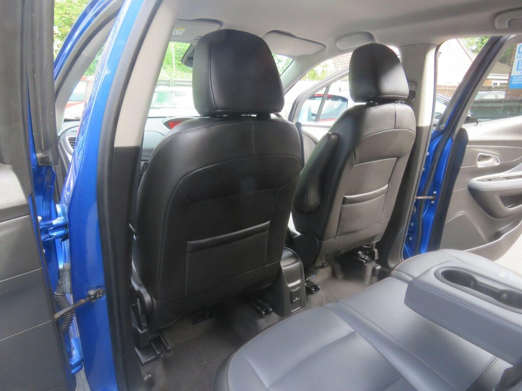 Vauxhall Mokka 1.4T Exclusiv Hatchback White #15