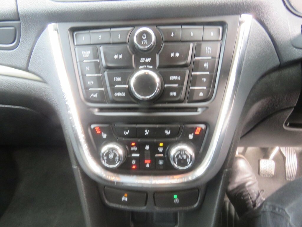 Vauxhall Mokka 1.4T Exclusiv Hatchback White #59