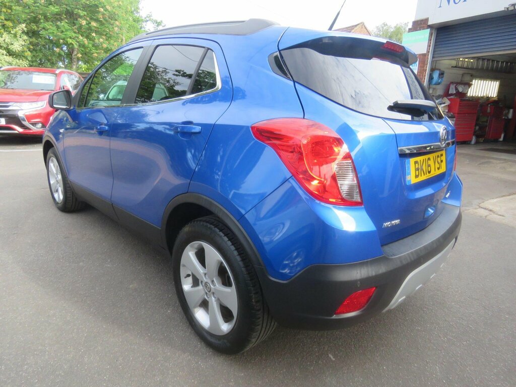 Vauxhall Mokka 1.4T Exclusiv Hatchback White #14