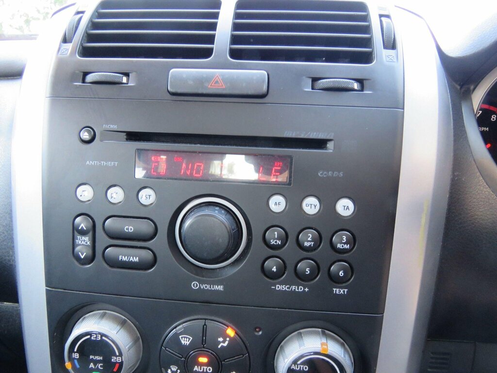 Suzuki Grand Vitara Vvt Plus Silver #27