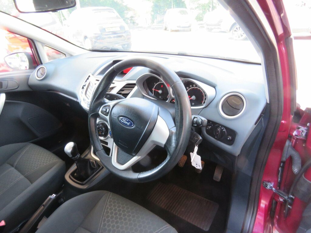 Ford Fiesta 1.6 Zetec S 2010 Grey #39