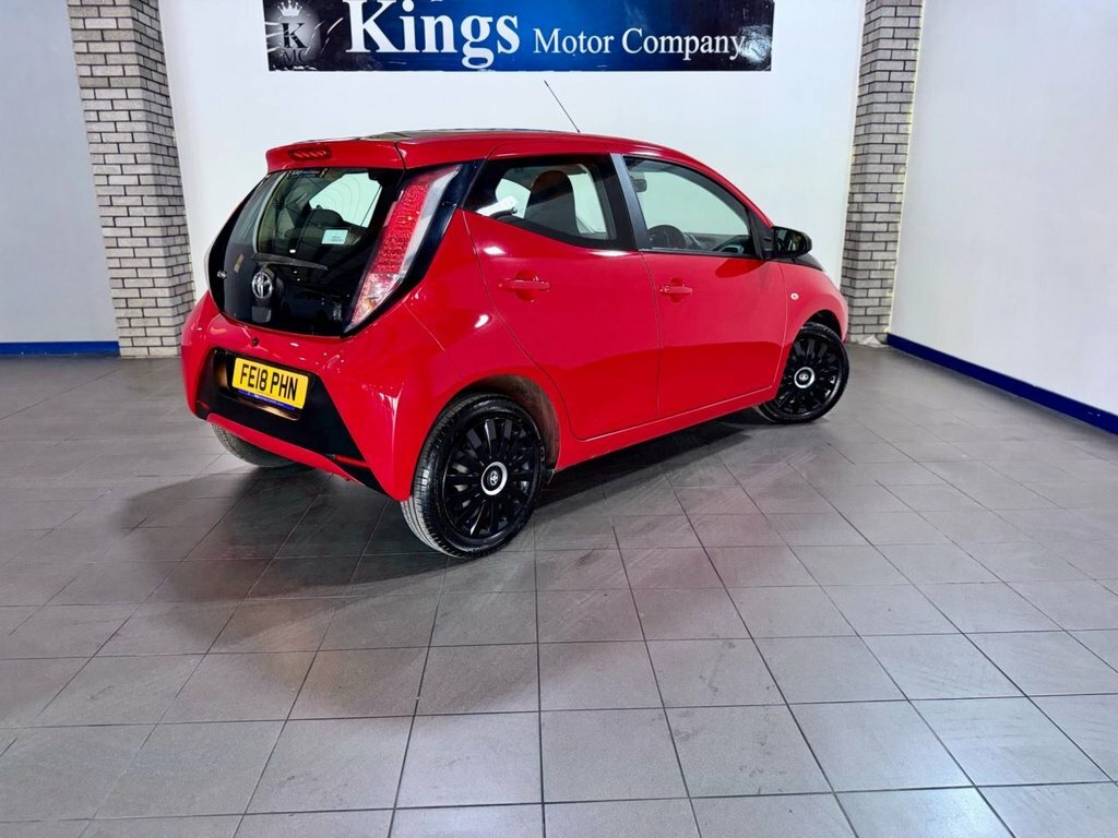 Toyota Aygo 1L X-play FE18PHN Red #6