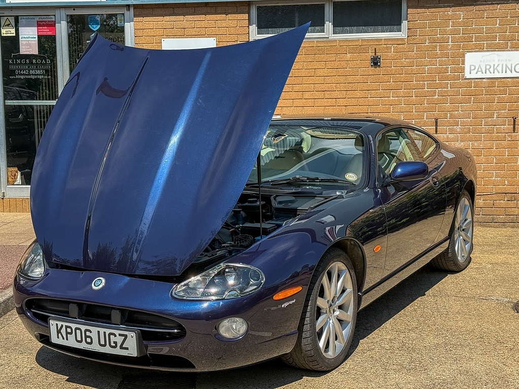 Jaguar XK8 4.2 2dr Auto Green #20