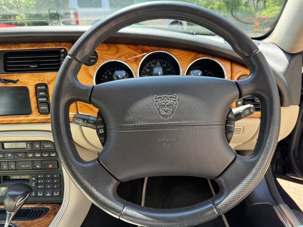 Jaguar XK8 4.2 2dr Auto Green #29