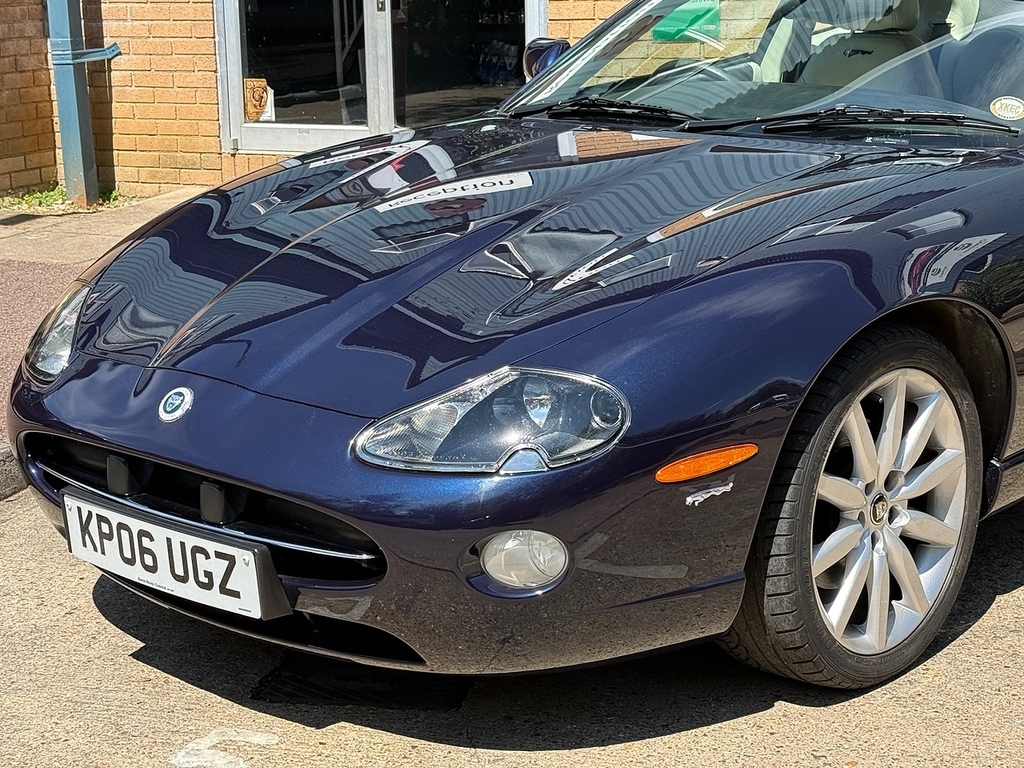 Jaguar XK8 S U5410 Blue