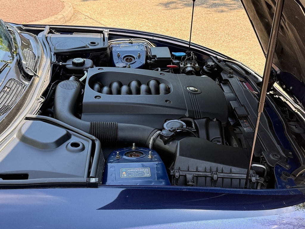 Jaguar XK8 4.2 2dr Auto Green #23