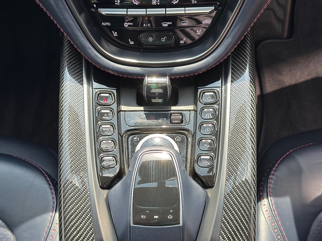 Aston Martin DBX 4.0 V8 4Wd Euro 6 Ss Grey #41