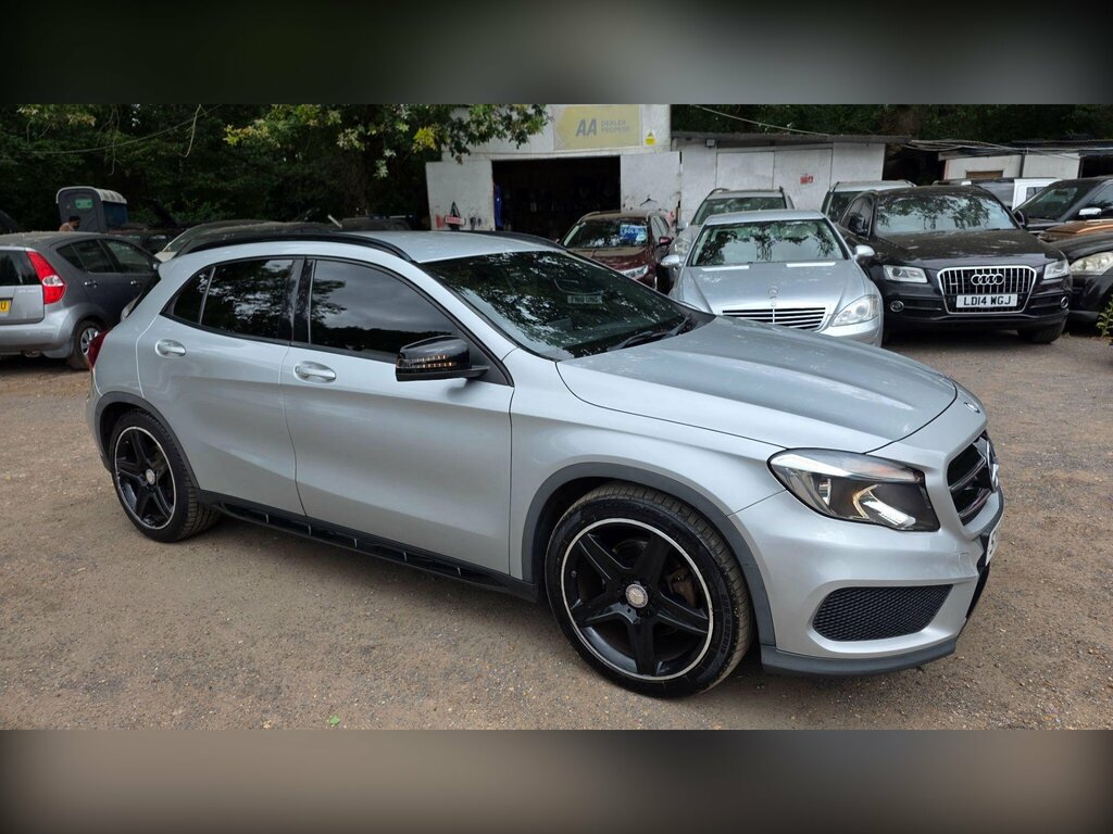 Mercedes-Benz GLA Class 2.1 Gla220 Cdi Amg Line 7G-dct 4Matic Euro 6 Ss Silver