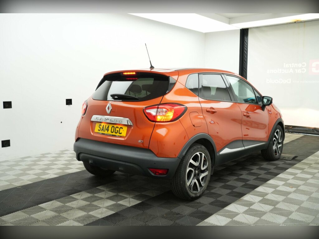 Renault Captur 1.5 Dci Energy Dynamique S Medianav Euro 5 Ss 5 SA14OGC Orange #4