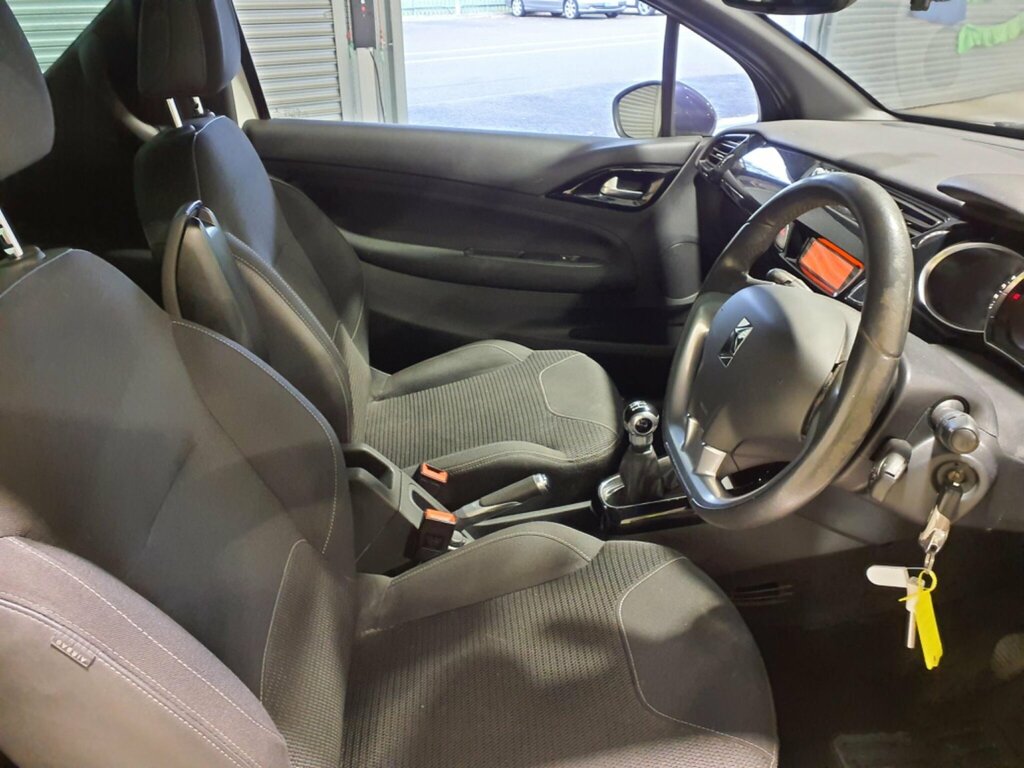 Citroen DS3 1.2 Puretech Dstyle Plus Euro 6 Ss White #5