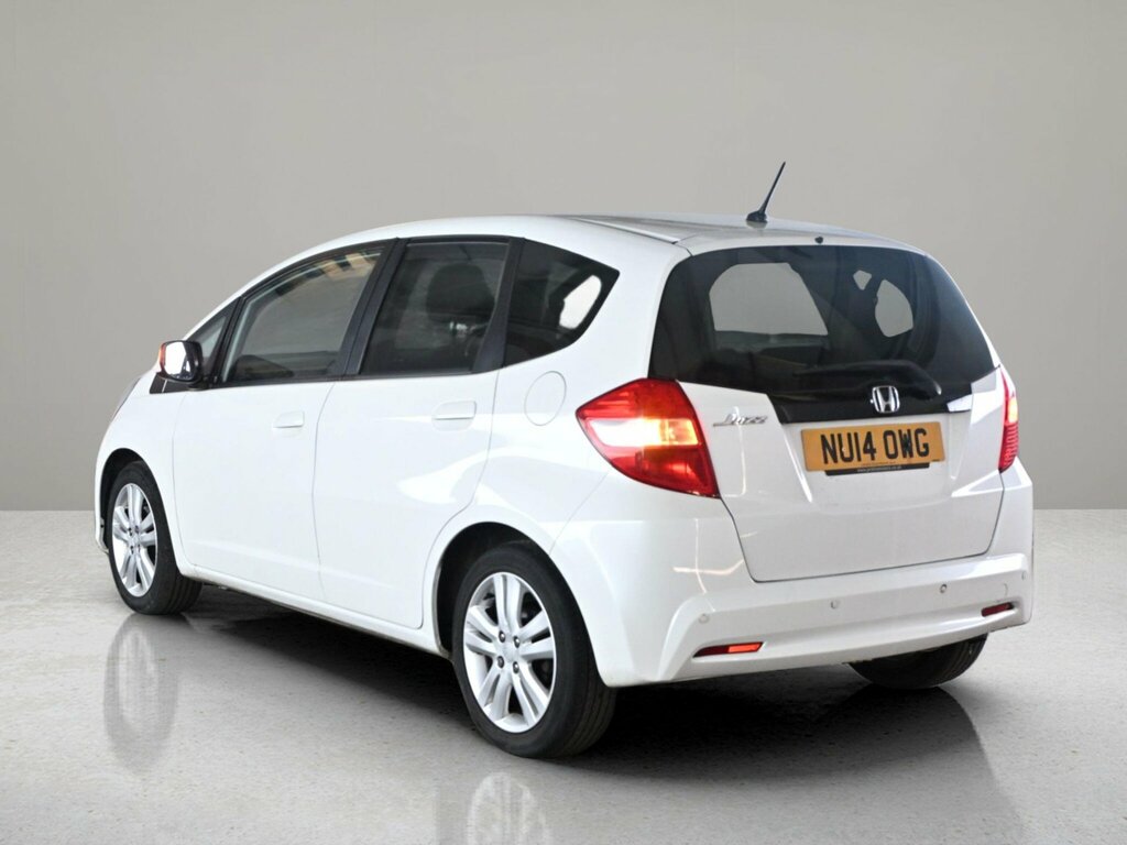 Honda Jazz 1.4 I-vtec Es Plus Cvt Euro 5 White #3