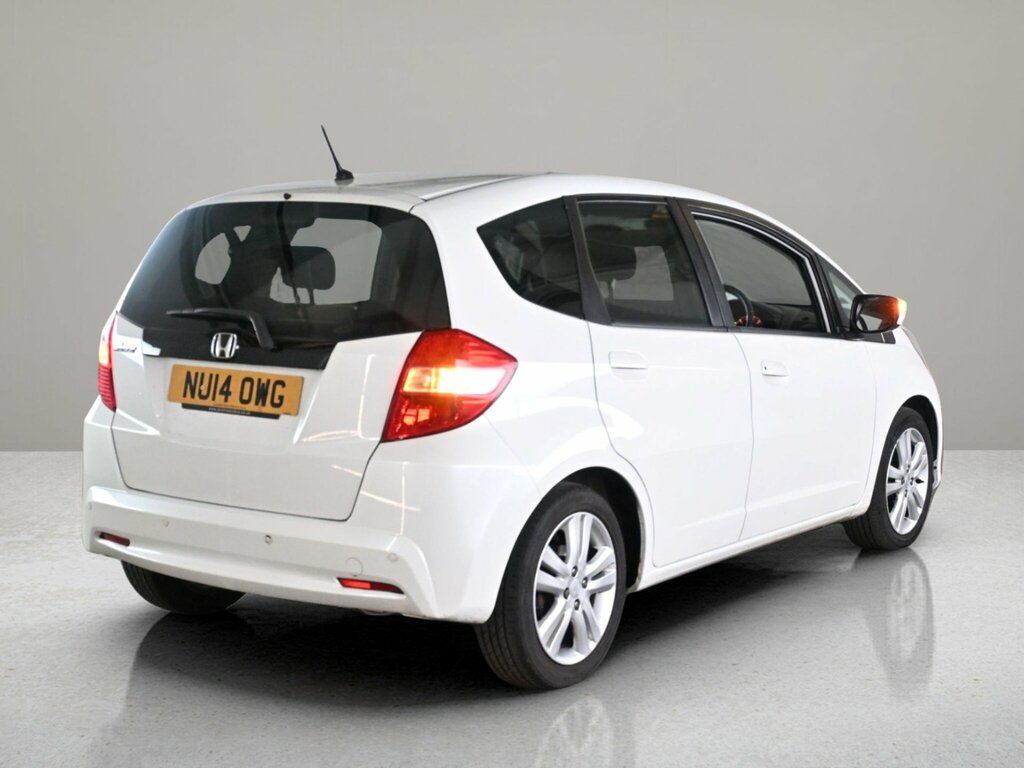 Honda Jazz 1.4 I-vtec Es Plus Cvt Euro 5 White #4