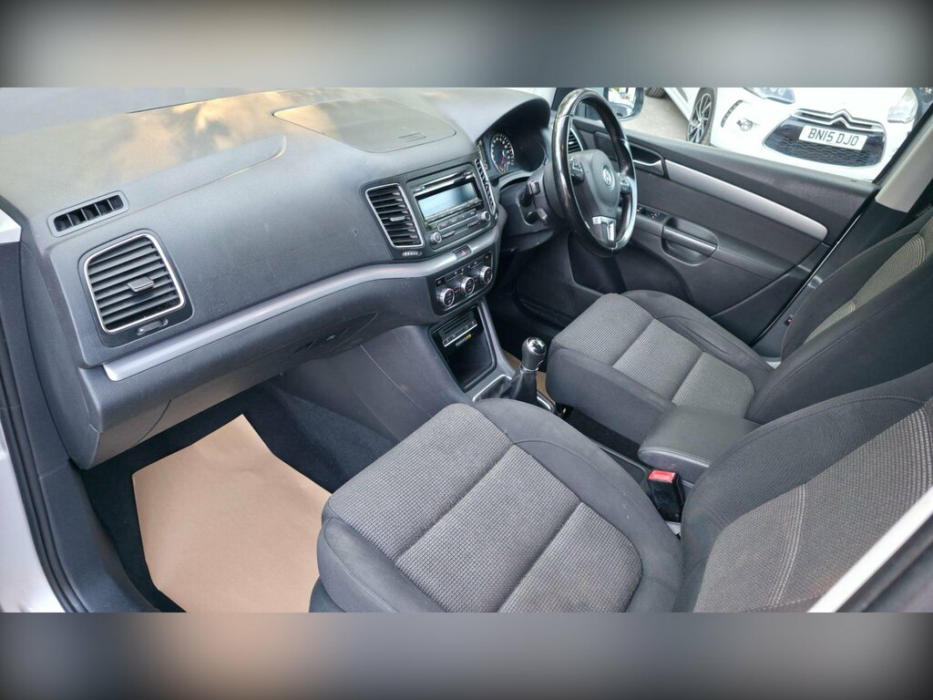 Volkswagen Sharan Mpv Silver #36