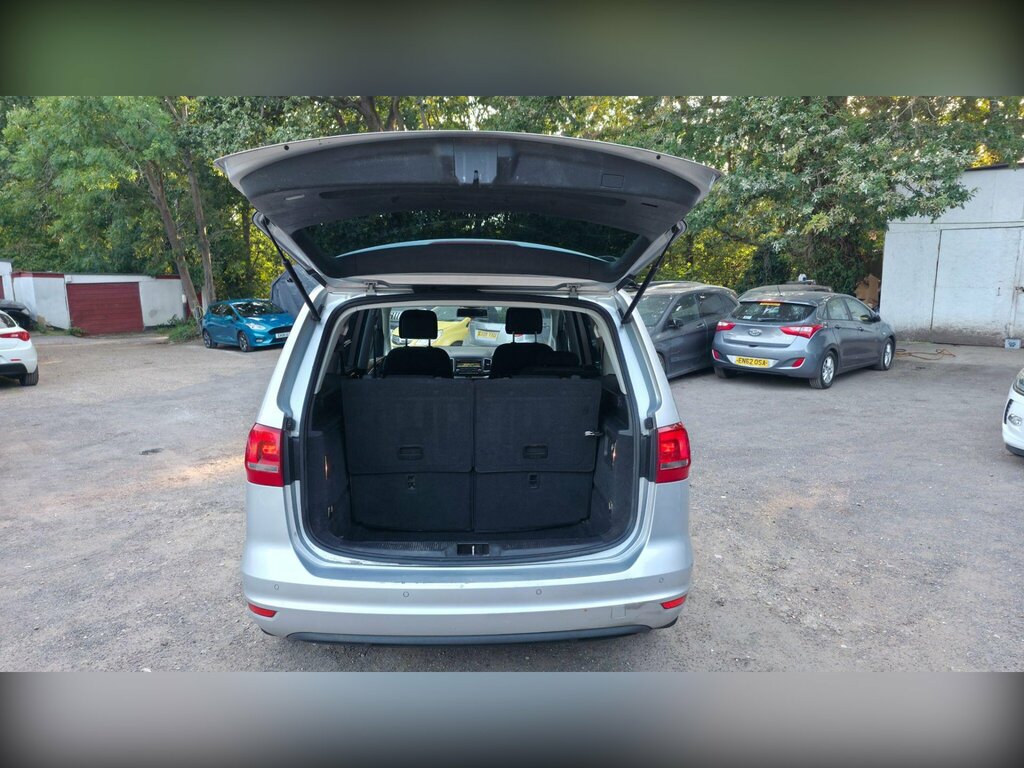 Volkswagen Sharan Mpv Silver #30