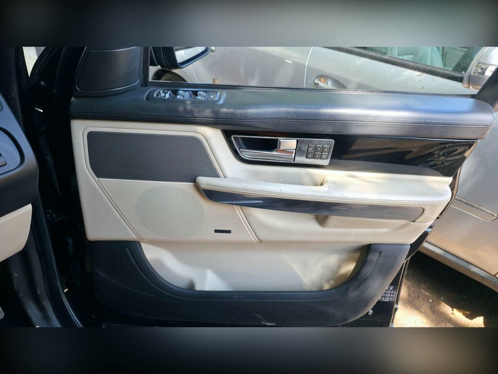 Land Rover Range Rover Sport 3.0 Tdv6 Hse Commandshift Black #41
