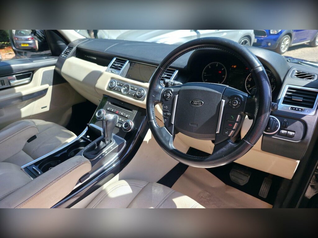 Land Rover Range Rover Sport 3.0 Tdv6 Hse Commandshift Black #62
