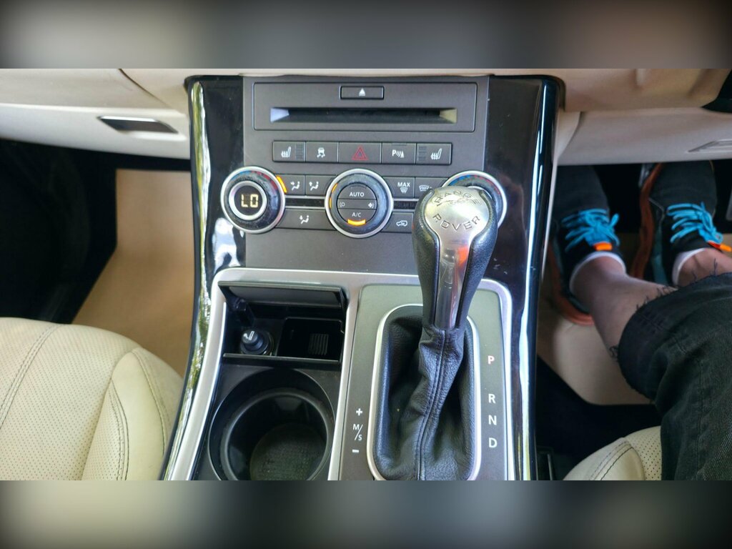 Land Rover Range Rover Sport 3.0 Tdv6 Hse Commandshift Black #25