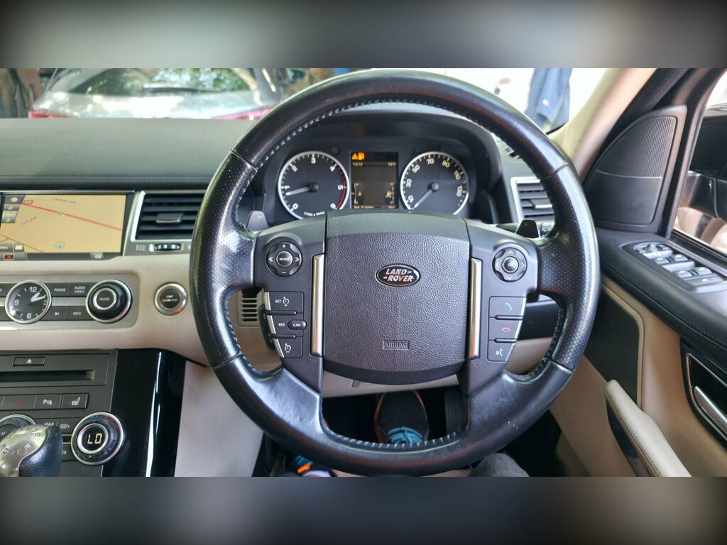 Land Rover Range Rover Sport 3.0 Tdv6 Hse Commandshift Black #51