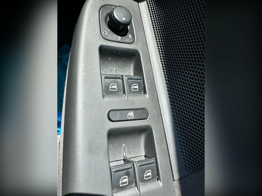 Volkswagen Jetta 2.0 Tdi Se Euro 4 Blue #15