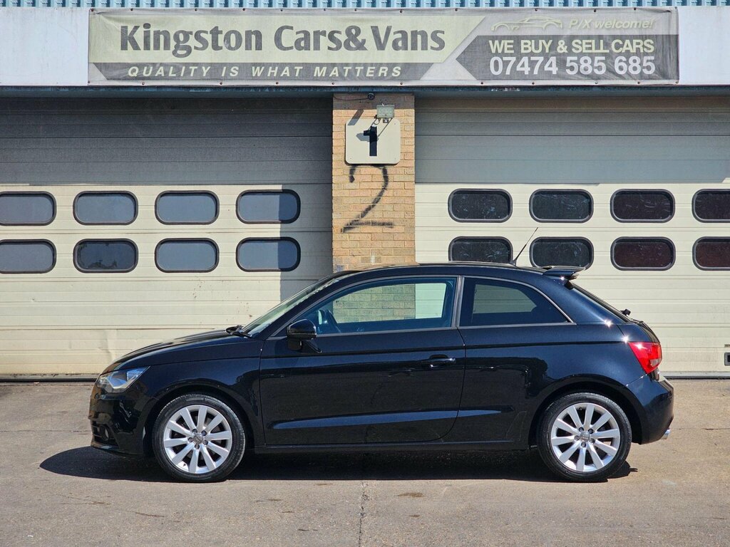 Audi A1 1.4 Tfsi Sport S Tronic Euro 5 Ss Black #3