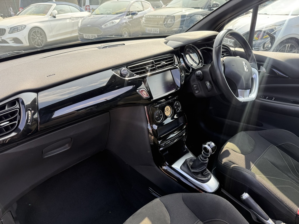 DS DS 3 Cabrio 1.2 Puretech Performance Line Cabriolet Euro 6 S Black #20