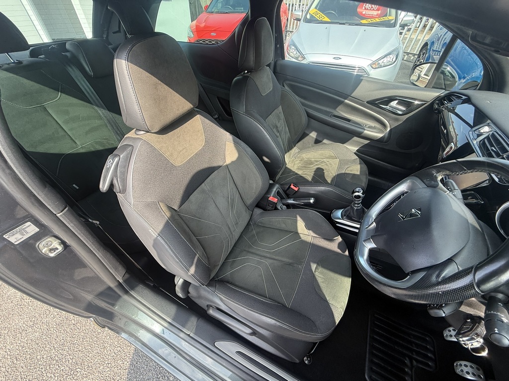 DS DS 3 Cabrio 1.2 Puretech Performance Line Cabriolet Euro 6 S Black #15