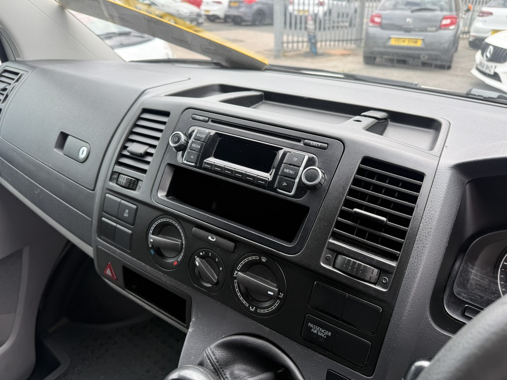 Volkswagen Transporter 2L T30 Highline Grey #12