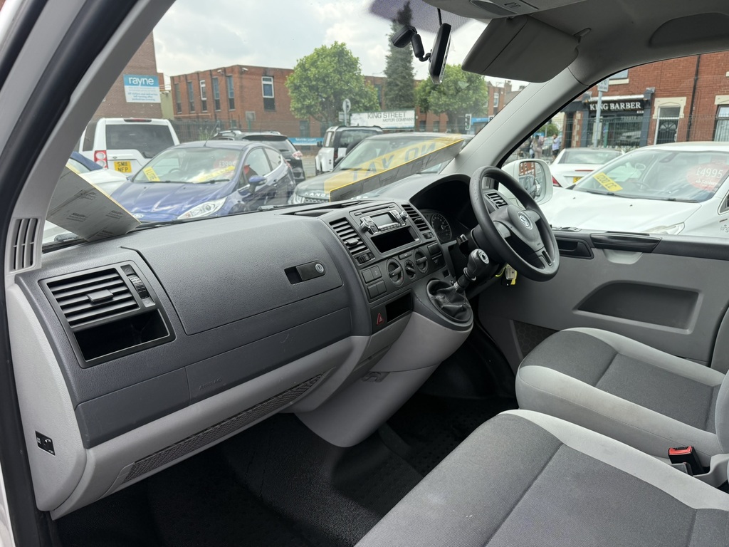 Volkswagen Transporter 2L T30 Highline Grey #13