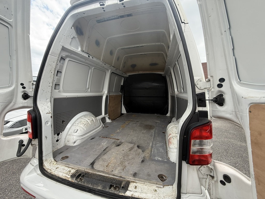 Volkswagen Transporter 2L T30 Highline Grey #19
