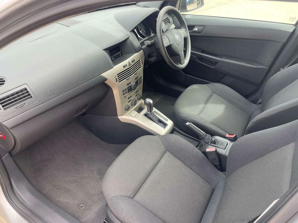 Vauxhall Astra 1.8I Vvt Life Ac Silver #4