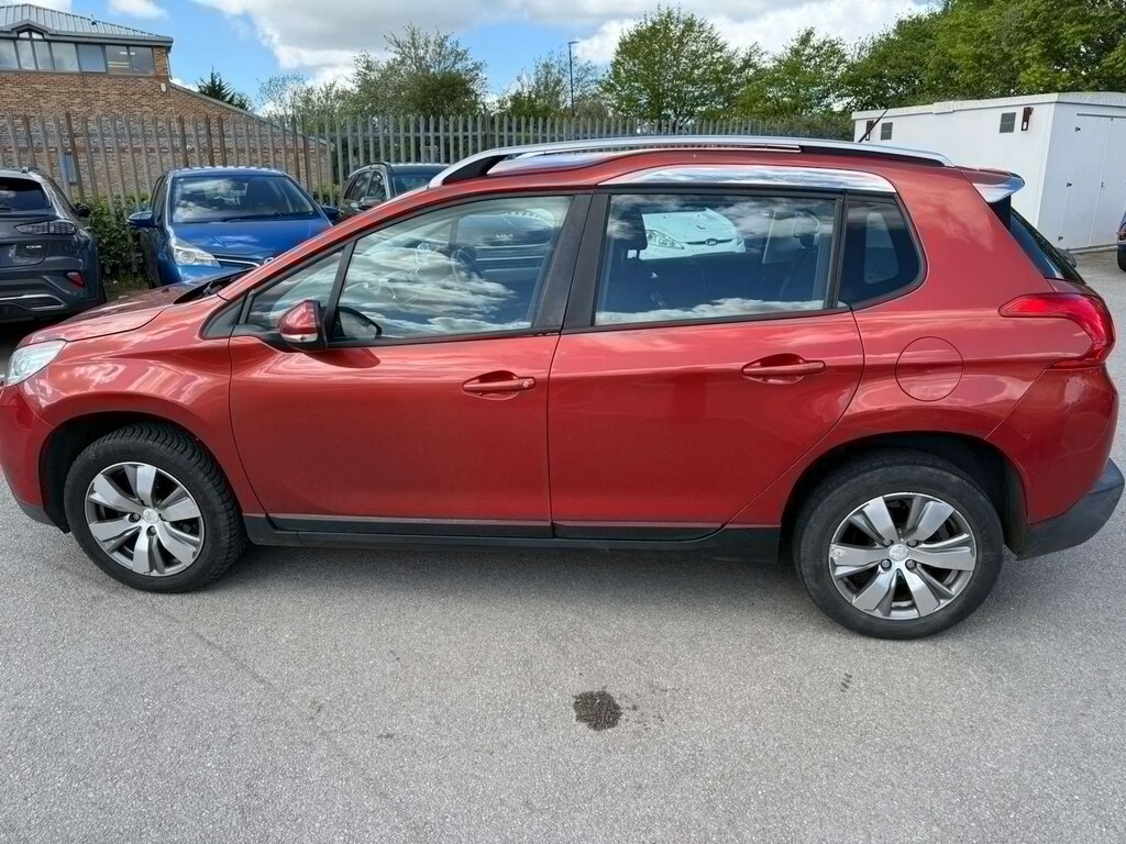 Peugeot 2008 1.4 Hdi Active Red #3