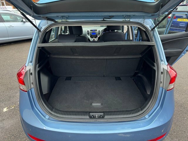 Hyundai Ix20 Hyundai Ix20 1.4 Style Hatchback Blue #13