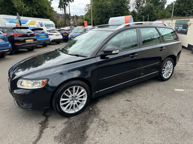 Volvo V50 2010 2.0D Gpf Se Lux Estate Euro Black #3