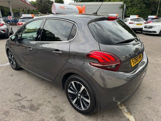 Peugeot 208 2019 1.2 Puretech Tech Edition Hatchback Petro SD68NME Grey #4