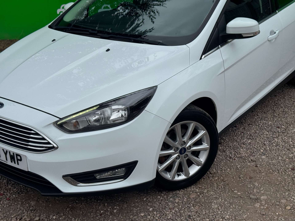 Ford Focus Titanium #6