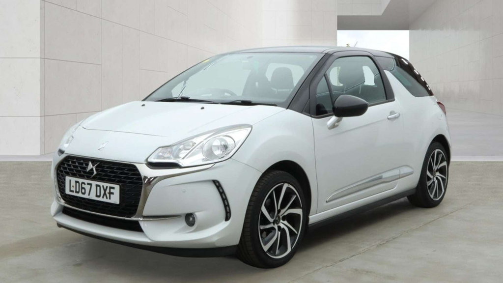 DS DS 3 1.6 Bluehdi 120 Ultra Prestige Cwvehiclemarketing White #2
