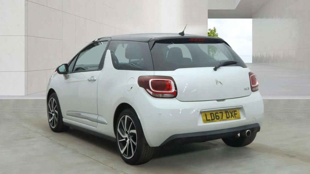 DS DS 3 1.6 Bluehdi 120 Ultra Prestige Cwvehiclemarketing White #3