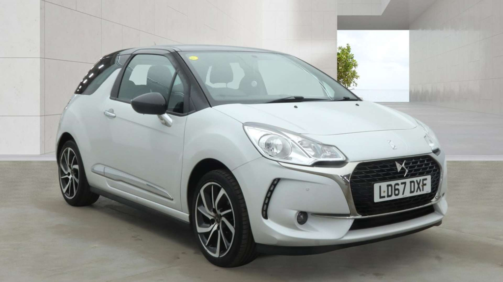 DS DS 3 1.6 Bluehdi 120 Ultra Prestige Cwvehiclemarketing White #1