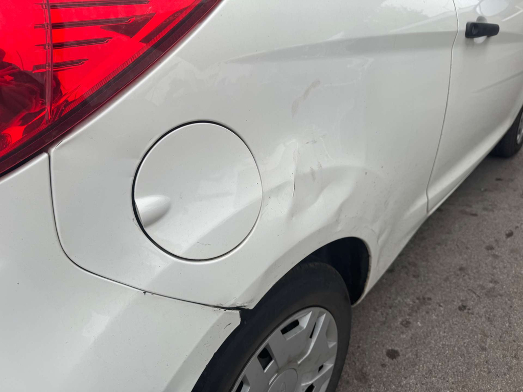 Ford KA 1.2 Studio Start Stop Red #13