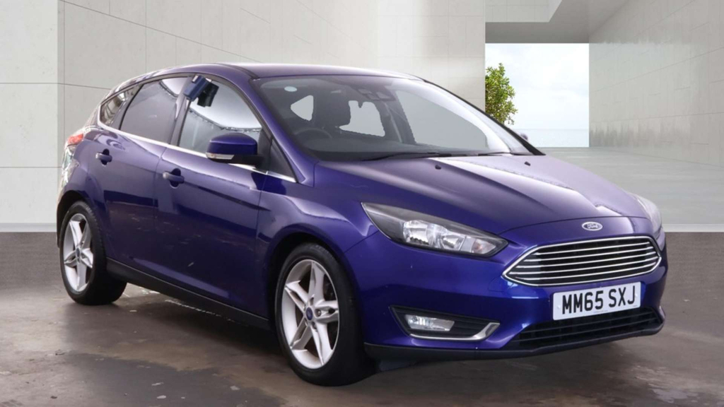 Ford Focus Titanium Blue