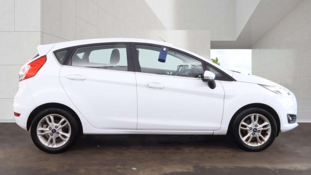 Ford Fiesta Zetec #5